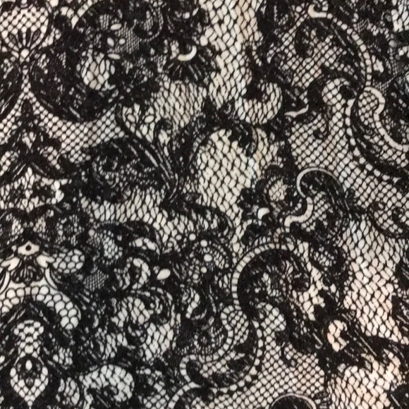 Fun patterned pants - Picture 4 of 4